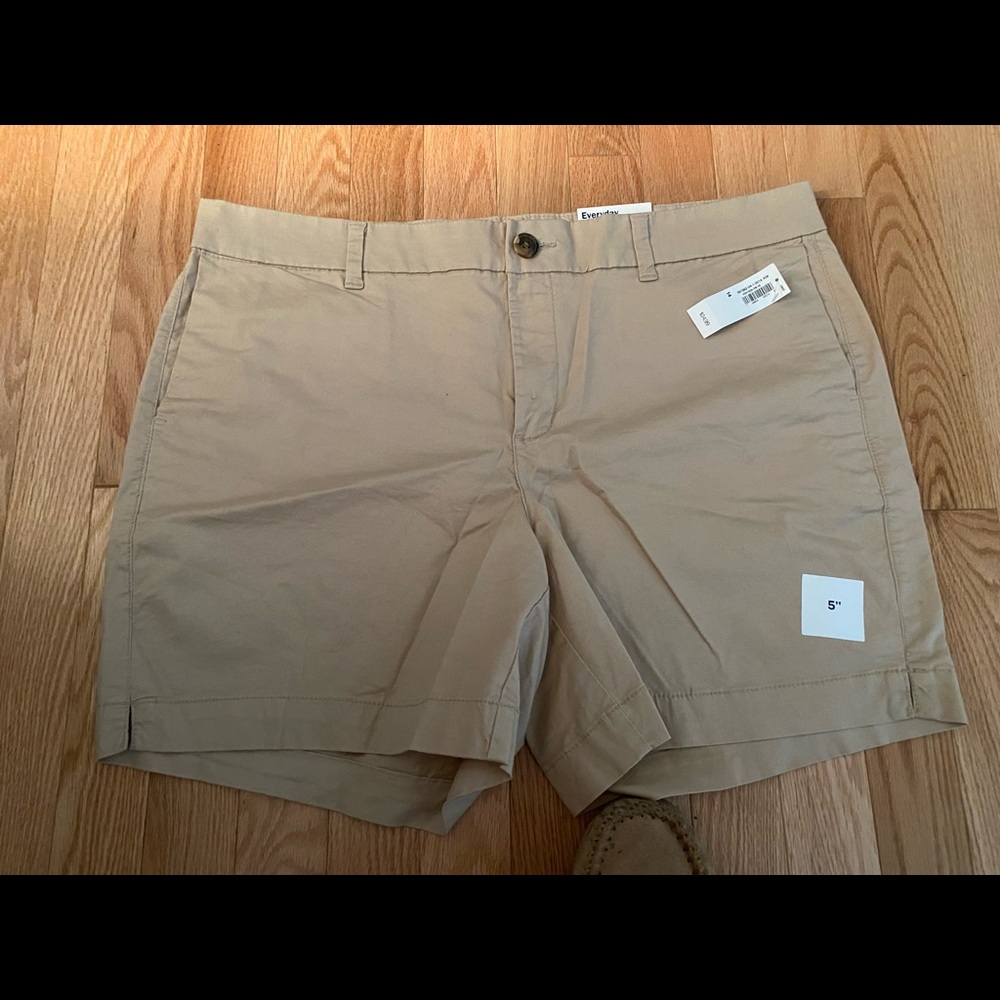 Old Navy 5 inch every day shorts